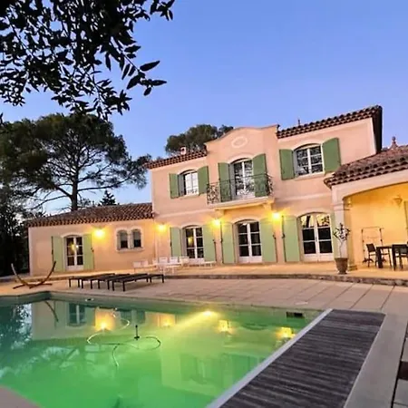 Magnifique Bastide Provencale Avec Grande Piscine * Saint-Raphaël